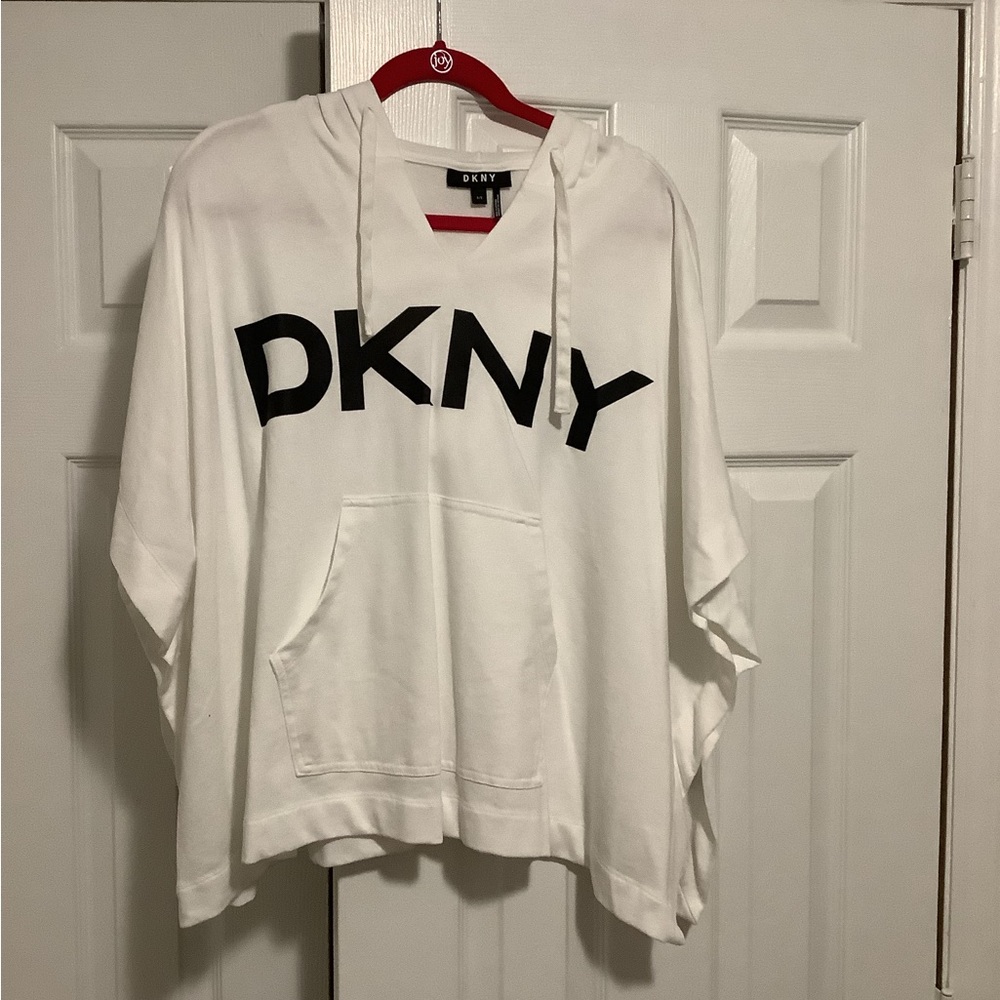 DKNY White Garment with Black Label